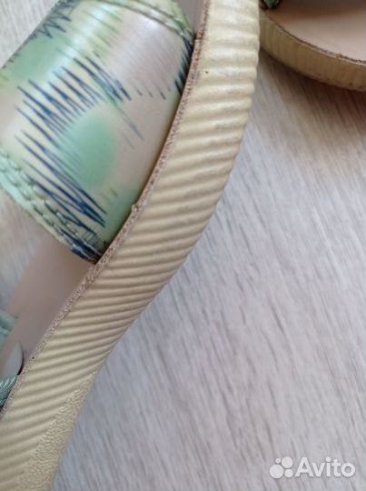 Босоножки для девочек