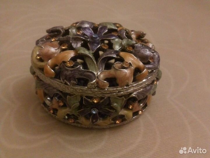 Шкатулка. Эмаль с стразами, шкатулка Гжель, друза