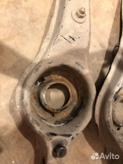 Рычаги задние подпружинные Ford Focus 2