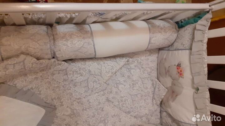 Комплект бортиков в детскую кроватку