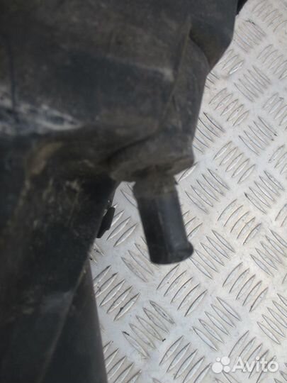 Корпус воздушного фильтра Бмв е39 2.5