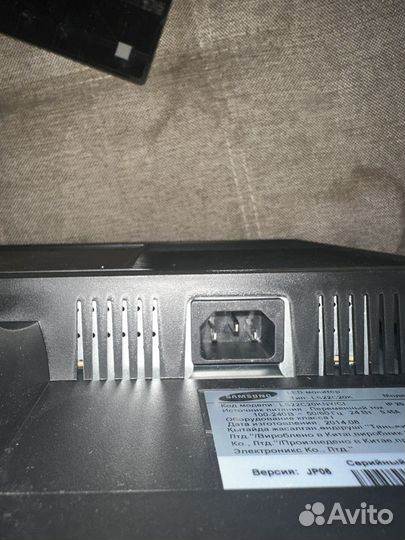 Монитор Samsung