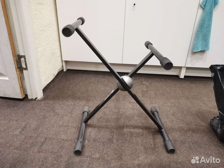 Стойка для комбика