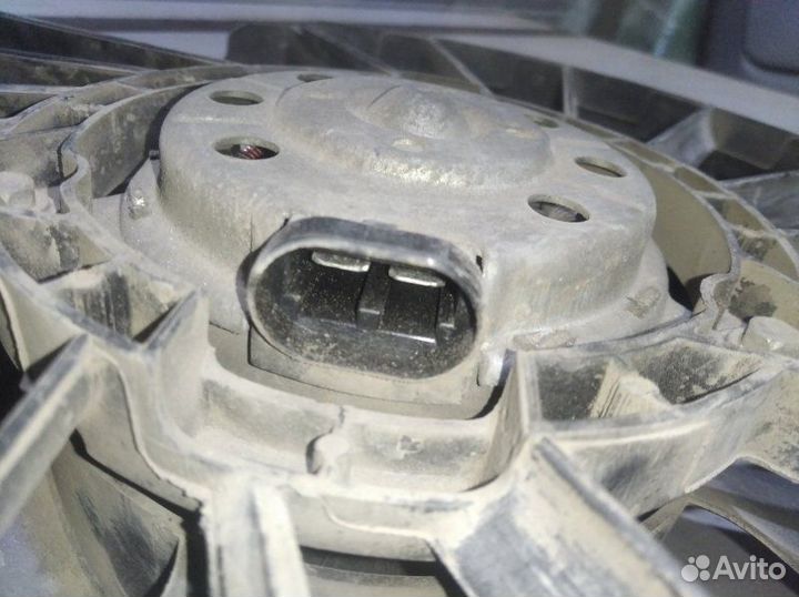 Вентилятор охлаждения радиатора Renault Megane 2