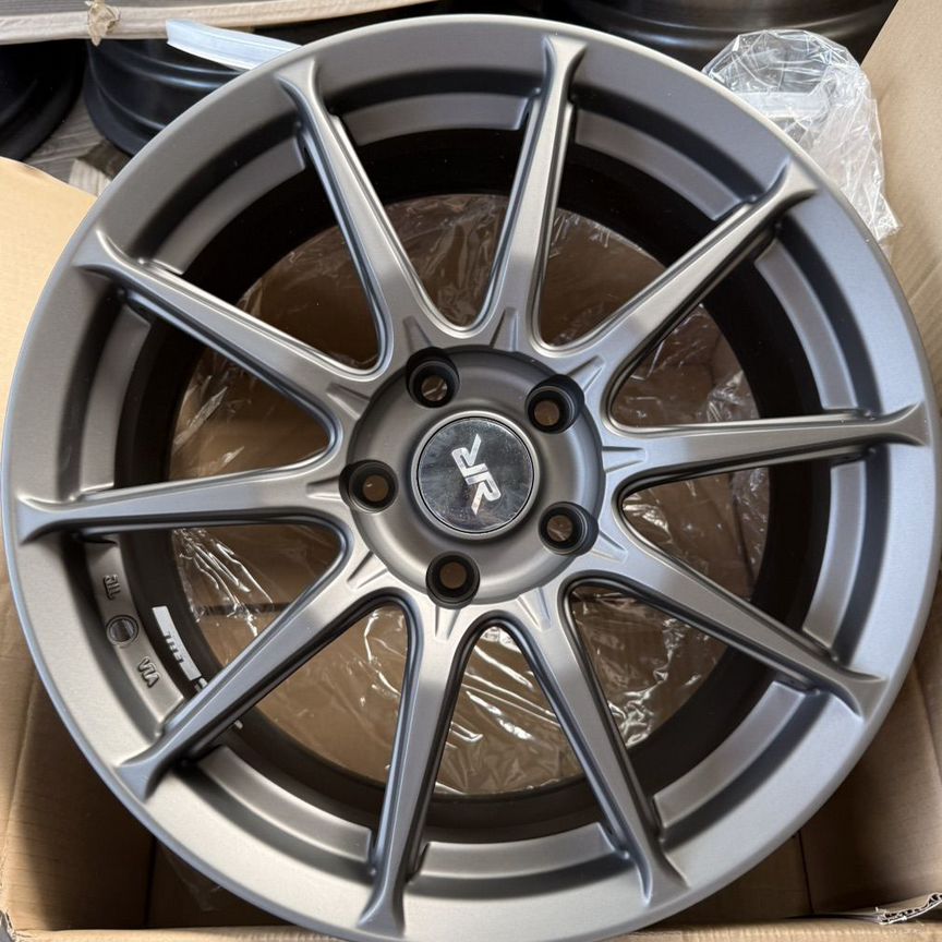 Литые диски Race Ready Cssya3815 7.5×R17 5×114.3