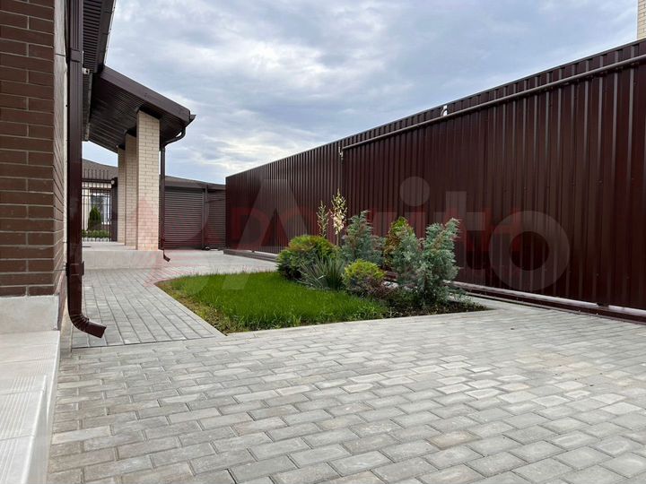 Дом 100 м² на участке 5 сот.