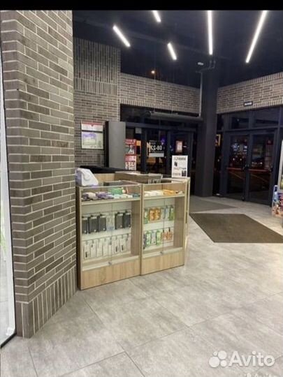 Магазин островок мобильных аксессуаров