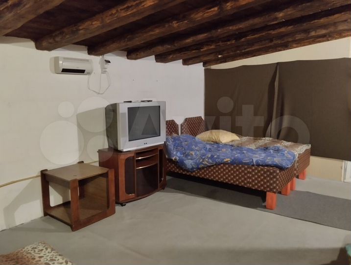 Комната 45 м² в 1-к., 2/2 эт.