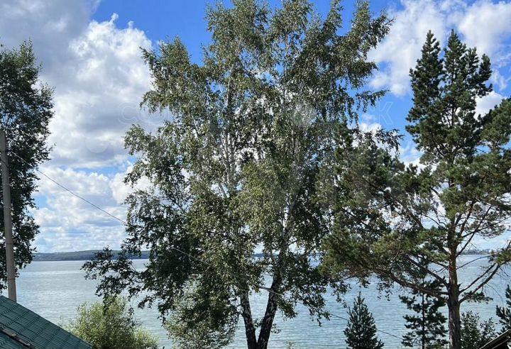 Дом 140 м² на участке 4 сот.