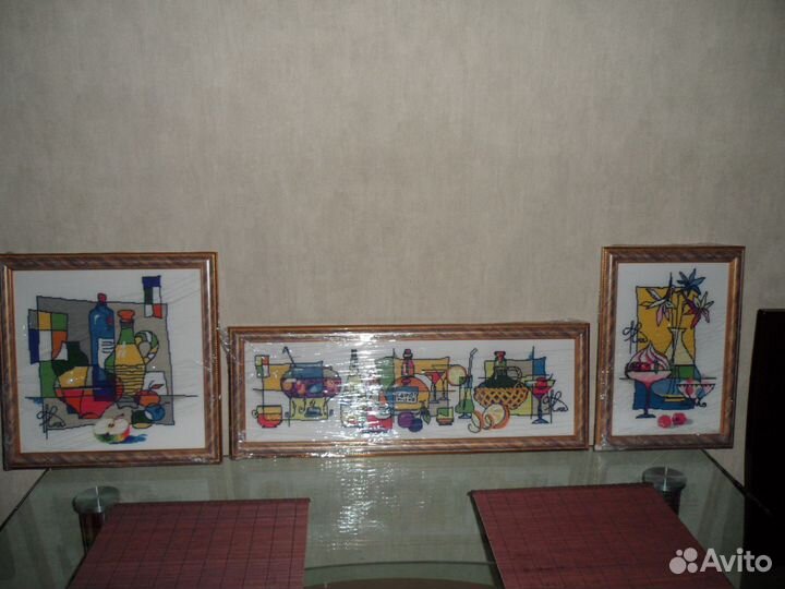 Продам вышитые крестиком картины фирмы Риолис