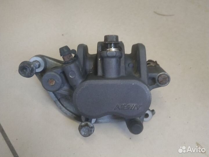 Хонда CBR-600.F3.Суппорт передний левый в сборе