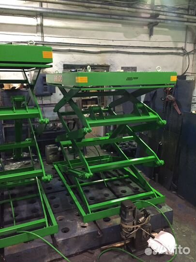 Подъемный стол