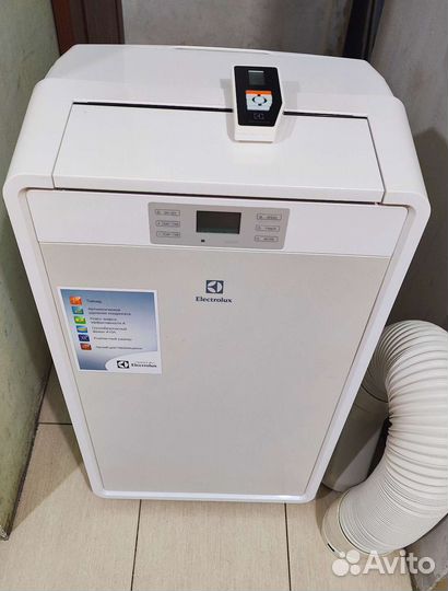 Кондиционер мобильный Electrolux eacm-10 DR/N3 +ду