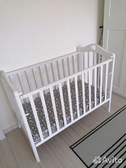 Детская кроватка с матрасом 120х60
