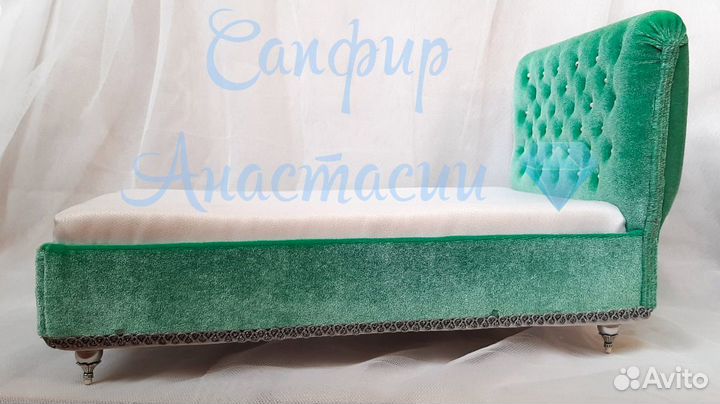 Кукольная кровать