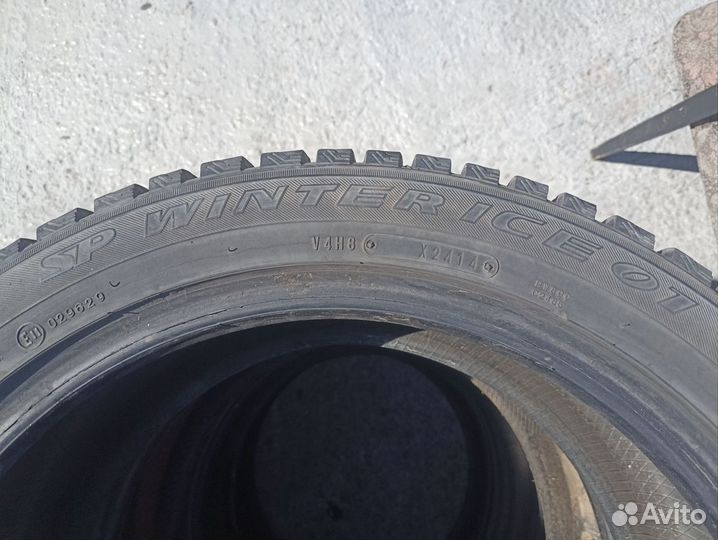 Dunlop SP Winter Ice 01 225/45 R17 94