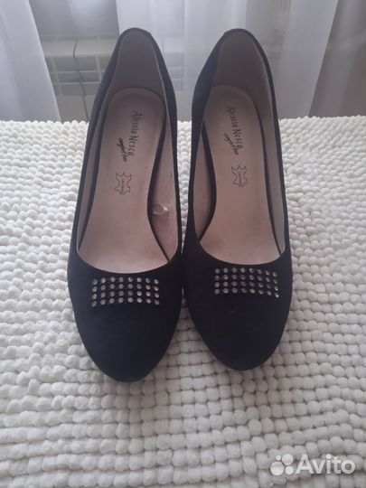 Обувь женская 38 размер