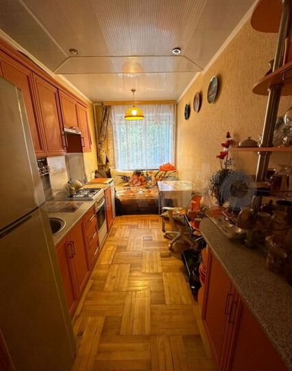 2-к. квартира, 50 м², 1/4 эт.