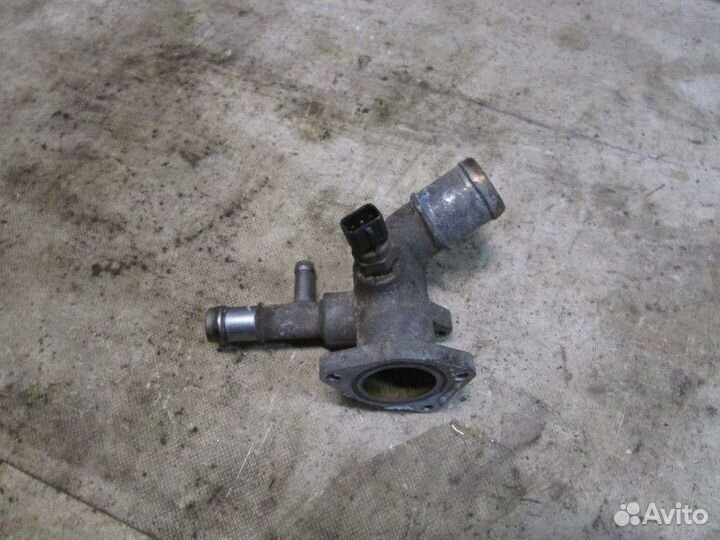 Фланец двигателя системы охлаждения Hyundai Solari