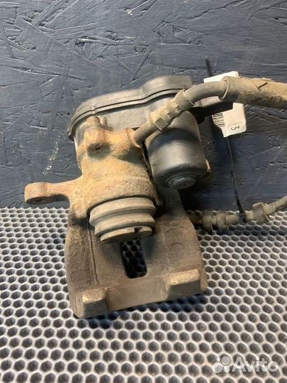 Суппорт тормозной задний Audi A6 C7 cdnb 2014