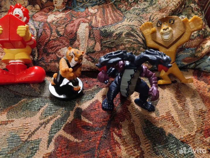 Игрушки из макдональдса