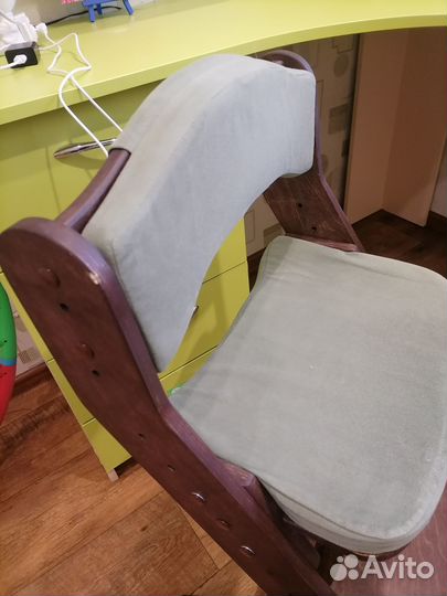 Детский растущий стул