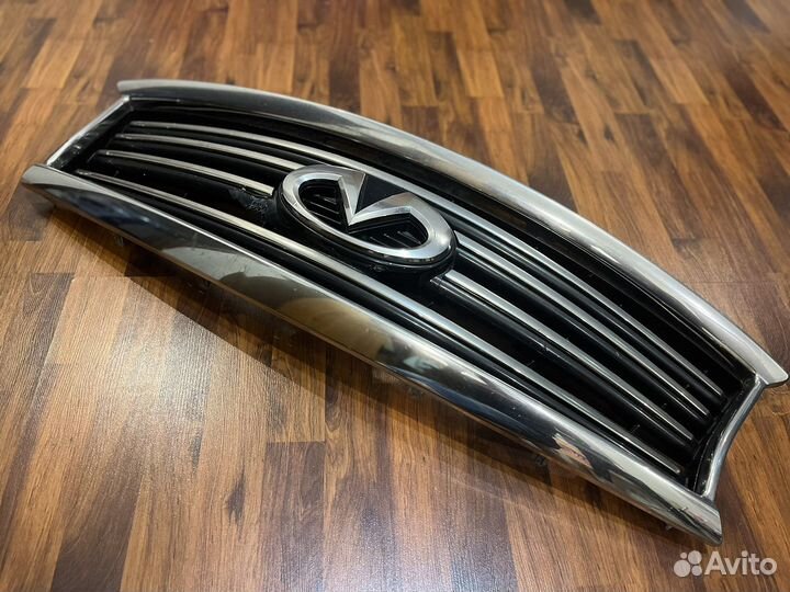 Решетка радиатора Infiniti Fx Qx70 S51