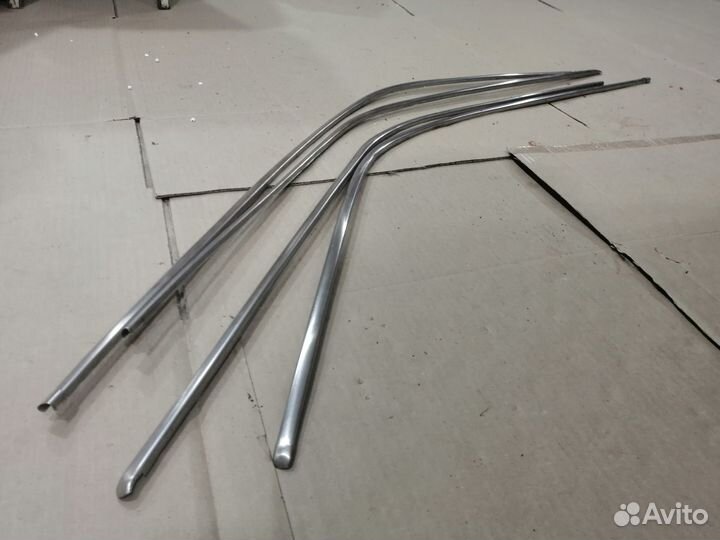 Молдинг водостока крыши газ Волга хром