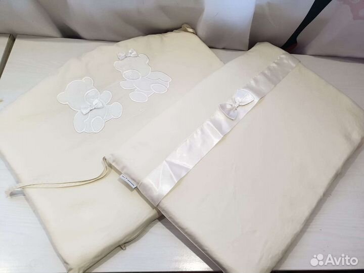 Бортики в детскую кроватку