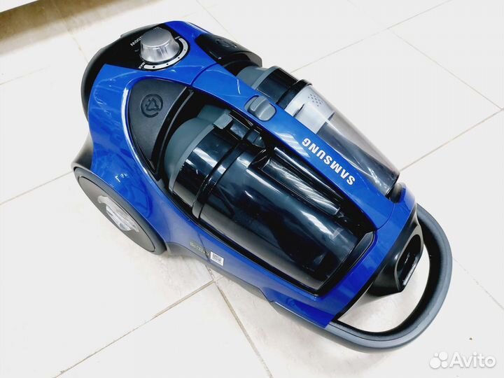 Пылесос Samsung SC8836 2200Вт с контейнером