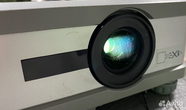 Проектор Mitsubishi Electric SL6U