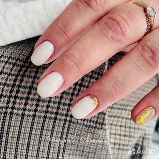 Маникюр в центре