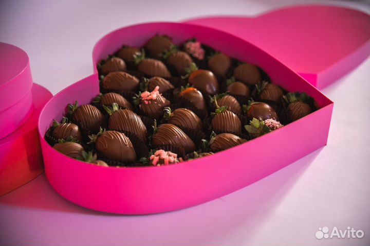 Упаковка для клубники в шоколаде