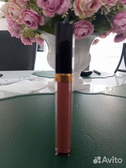 Блеск для губ chanel