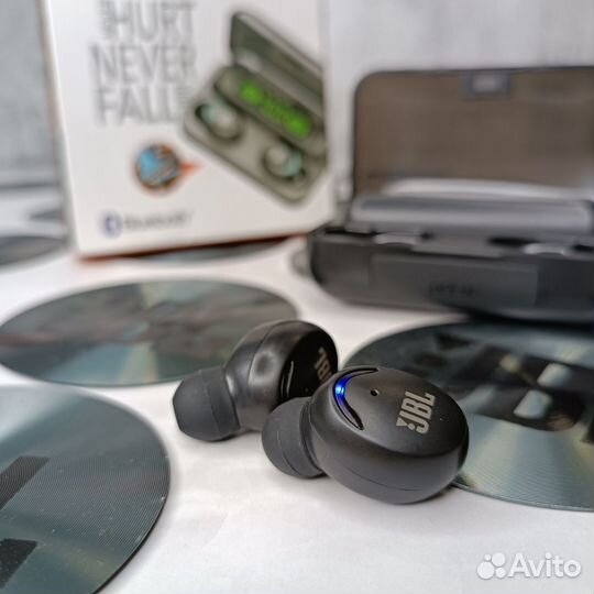 Беспроводные блютус (bluetooth) наушники JBL