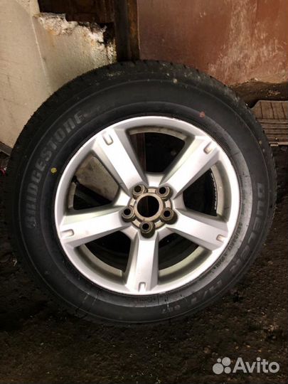Bridgestone Dueler H/T 225/65 R17