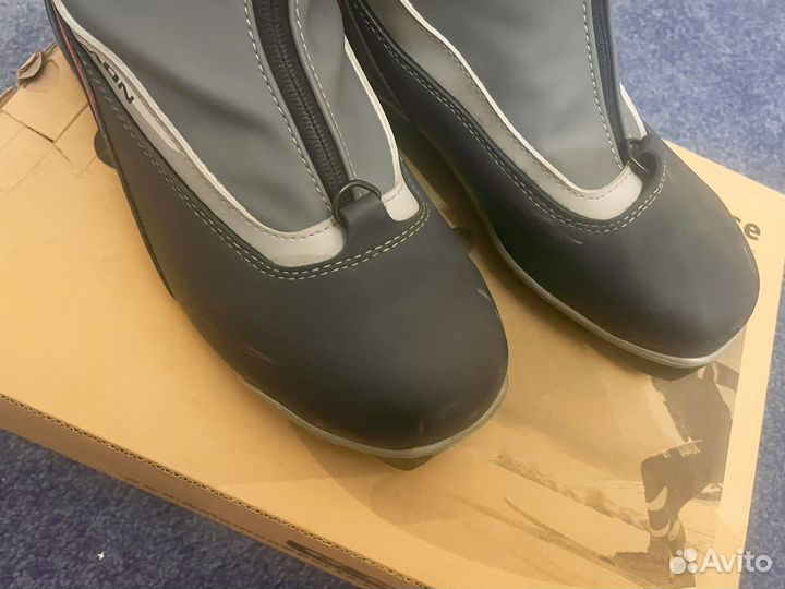 Лыжные ботинки salomon escape 7 pilot