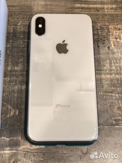 iPhone X, 64 ГБ