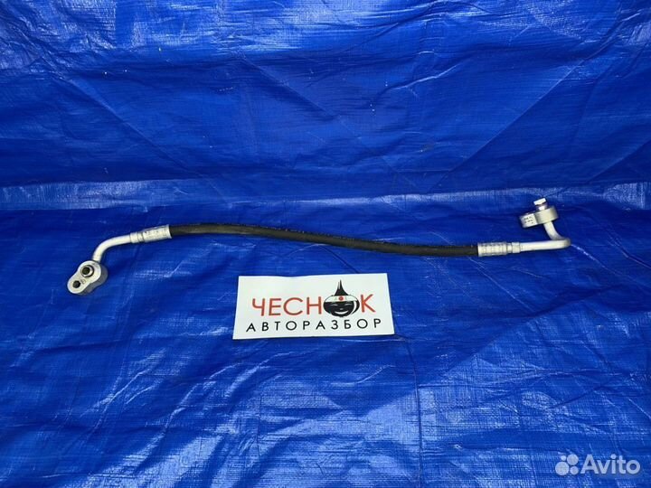 Трубка кондиционера в багажнике Audi Q7