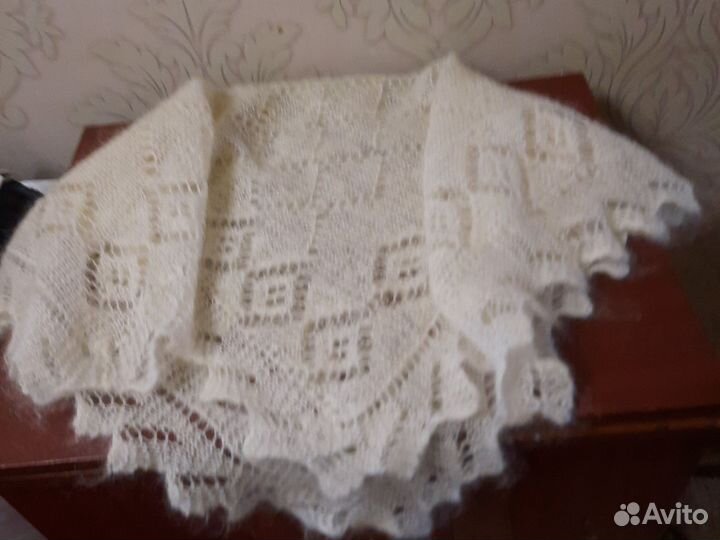 Пуховый платок. Шарфы махеровые. СССР