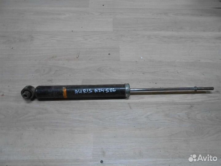 Амортизатор задний Toyota Auris (E150) 2006-2012