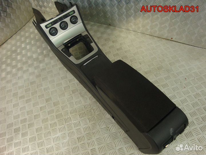 Подлокотник Volkswagen Passat B6 3c0864207tsq
