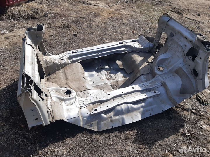 Црв по запчастям