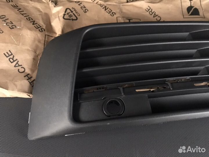 Втавка в бампер Multivan T6