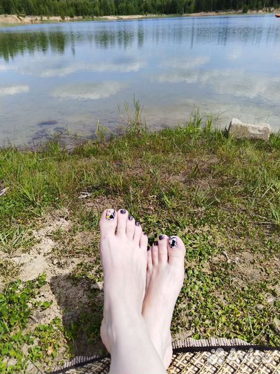 Маникюр и педикюр