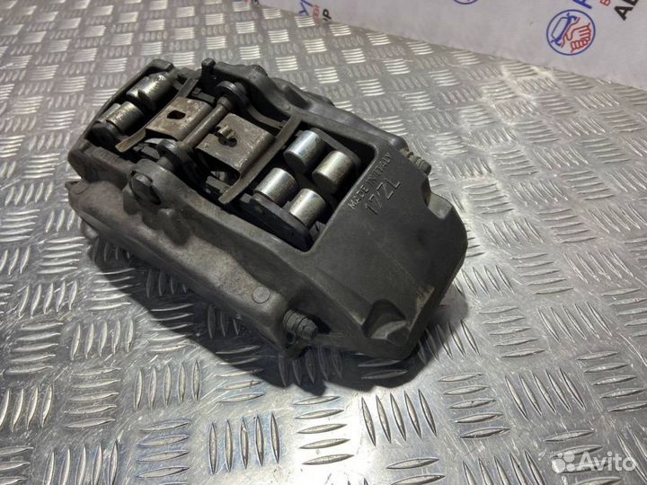 Суппорт тормозной Volkswagen Touareg 7L