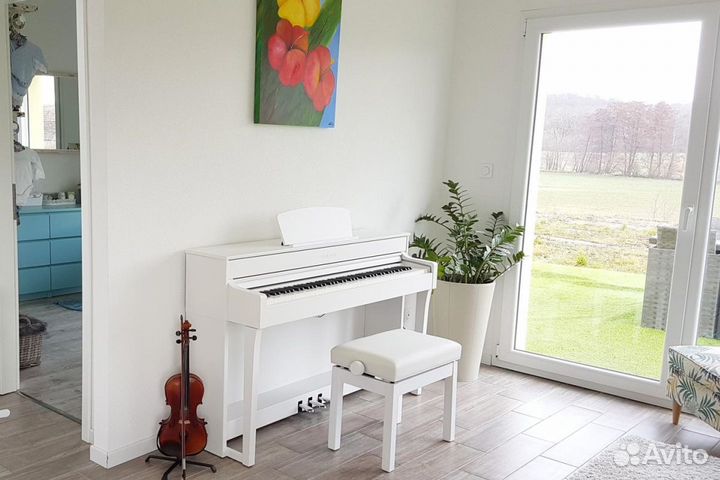 Цифровое пианино Yamaha CLP-735 WH (Комплект)