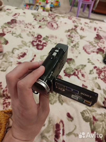 Видеокамера sony handycam hdr-cx110