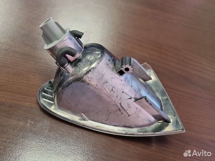 Указатель поворота левый белый для Opel Astra F