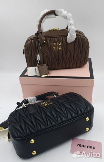 Сумка Miu Miu Arcadie matelassé leather bag